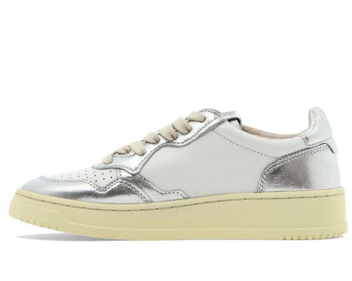 Autry Medalist Bicolor Low-Top Sneakers