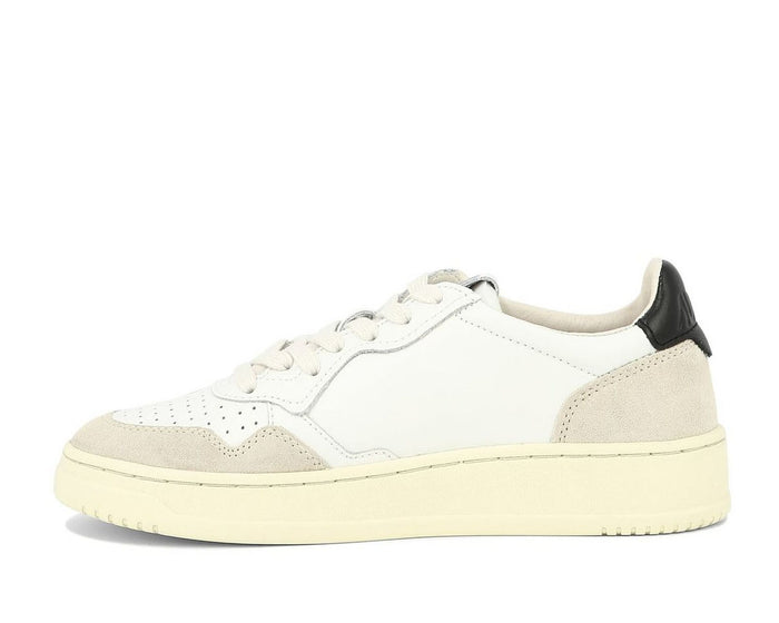 Autry Medalist Low-Top Sneakers