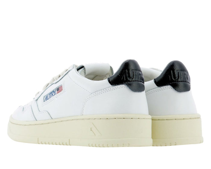 Autry Medalist Low-Top Sneakers