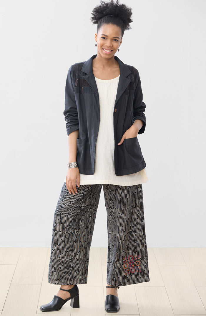 Black/Chindi