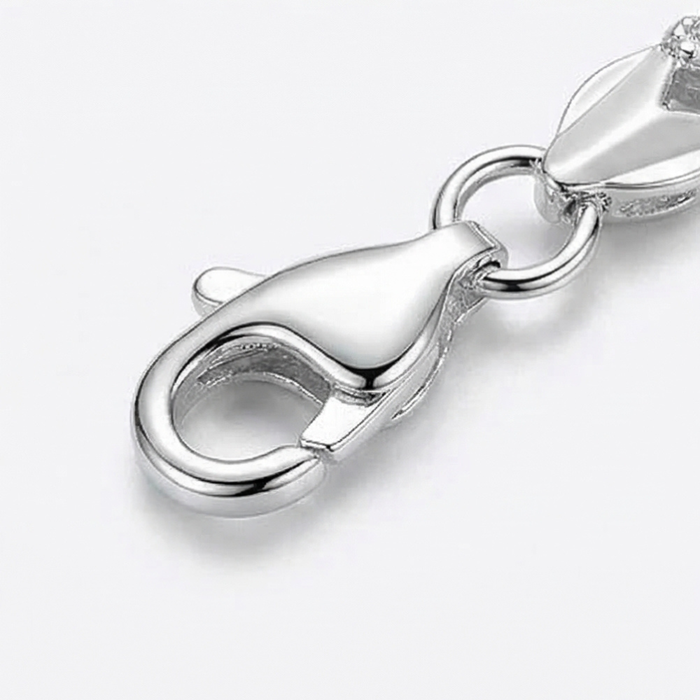 Clovara - Textured Silver Clover Chain Bracelet