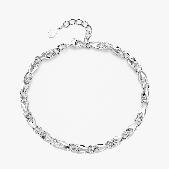 Clovara - Textured Silver Clover Chain Bracelet