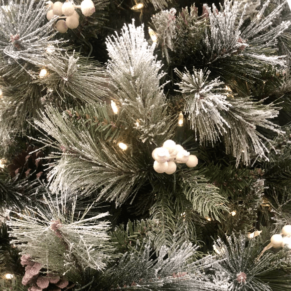 Cluster Twinkle LED 500 ct. String Lights Warm White - Hicks Nurseries