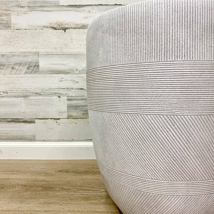 Fiberclay Mixed Stripe Planter - White - 11-inch - Hicks Nurseries