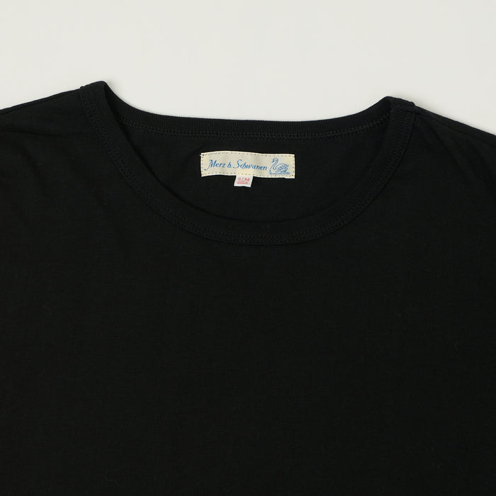 Merz b. Schwanen 'The Originals' 1950sLS Lightweight Long Sleeve T-Shirt - Deep Black