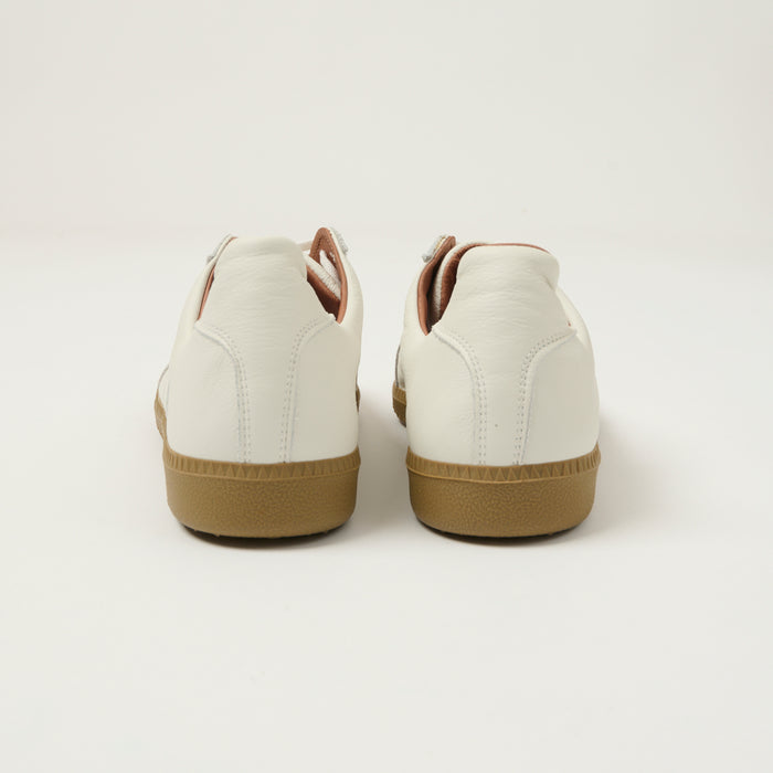 Reproduction of Found 1980s German Army Trainer - White